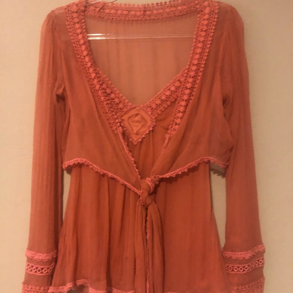 Beautifully Classy, Cool, and Airy Cami+Coverlet